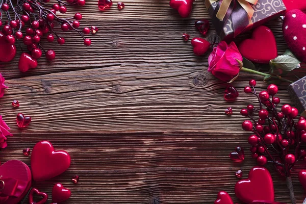 Walentynki Dzień Tła Serca Róże Prezenty Ozdoby Romantyczny Rustykalne Drewniany — Zdjęcie stockowe