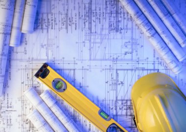 Yüklenici kavramı arka plan. Planları, libela ve kask oluşturucu rulo. Metin için yer.