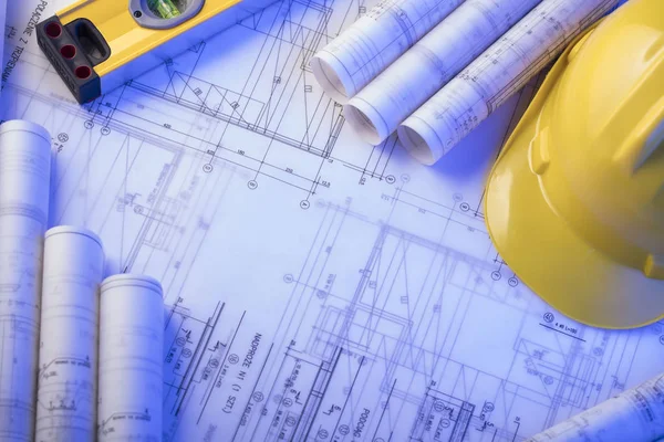 Yüklenici kavramı arka plan. Planları, libela ve kask oluşturucu rulo. Metin için yer.