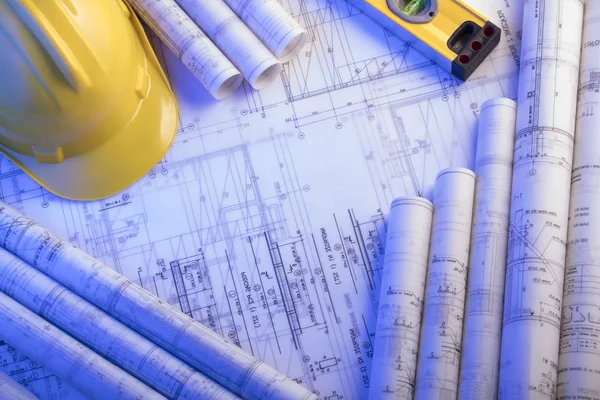 Yüklenici kavramı arka plan. Planları, libela ve kask oluşturucu rulo. Metin için yer.