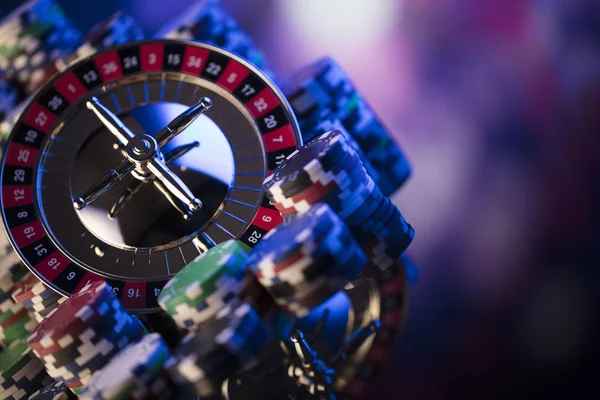 Casino Kavramı Casino Rulet Poker Fişleri Yüksek Kontrast Görüntü Mavi — Stok fotoğraf