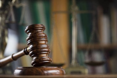 Tahta tokmak. Hukuk kavramı.