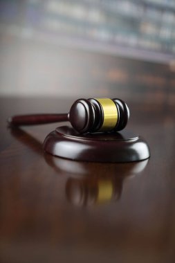 Hukuk kavramı. Yargıç Gavel..