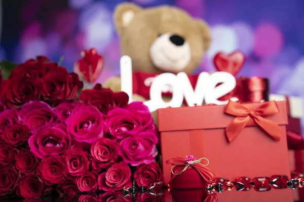 Día San Valentín Osito Peluche Regalos Cajas Corazones Rojos Gran —  Fotos de Stock