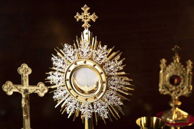 Katolik sembolleri kompozisyonu. Din kavramı.