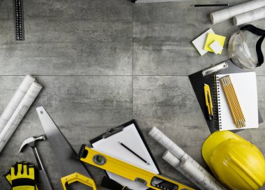 İnşaat ve yenileme konsepti. Müteahhit araçları