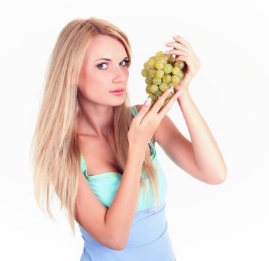 Kız bir avuç üzüm