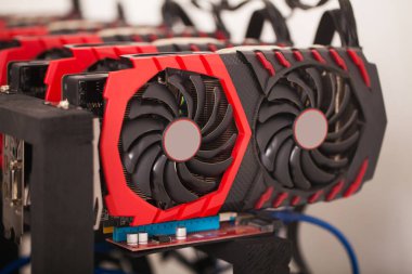 Cryptocurrency arka plan (araştırma sondaj platformu), yakın çekim Gpu dizisi