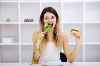 Abur cubur sağlıklı beslenme karşı arasında seçim