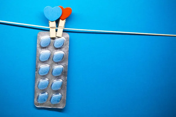 Pill for mens health and Valentines Day background. — 스톡 사진