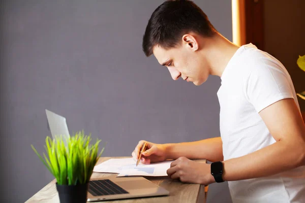 Businessman working with documents in stylish office — Stock Photo, Image