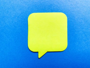 Mavi duvardaki metin için boş boşluk etiketi