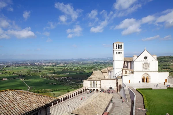 The Basilica of San Francesco d 'Assisi, Assisi, Italy — стоковое фото