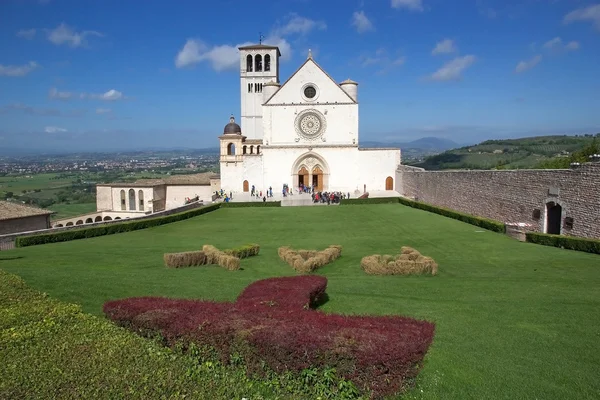 De basiliek van San Francesco d'Assisi, Assisi, Italië — Stockfoto