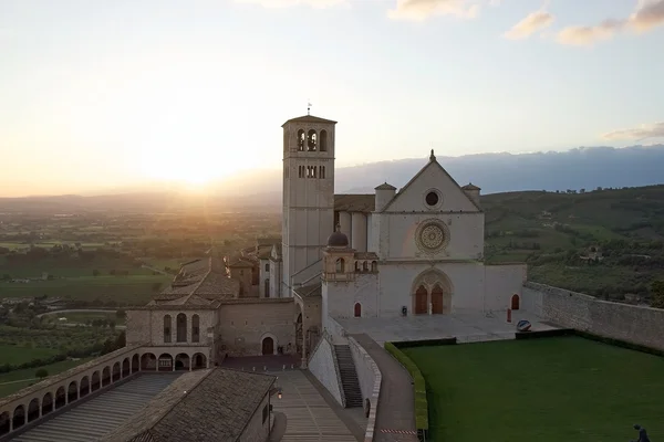 De Basilica di San Francesco d'Assisi, Assisi, Italien — Stockfoto