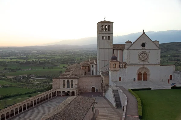Basílica de San Francesco d 'Assisi, Asís, Italia — Foto de Stock