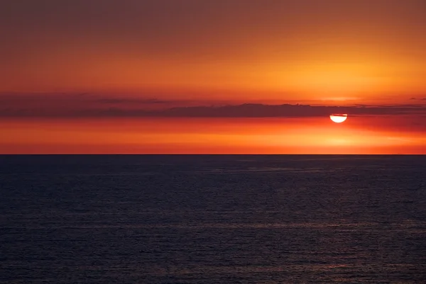 Puesta de sol en el mar — Foto de Stock