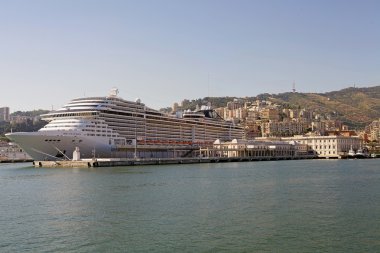 Port Cenova, İtalya