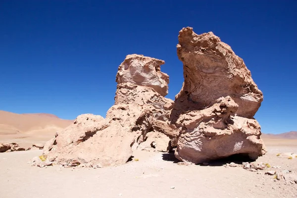 Geological monoliths close to Salar the Tara, Chile — Stock Photo, Image