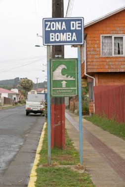 Şili tsunami uyarı işareti, Şili