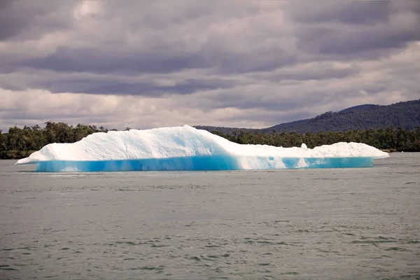 Iceberg à la lagune de San Rafael, Patagonie, Chili — Photo