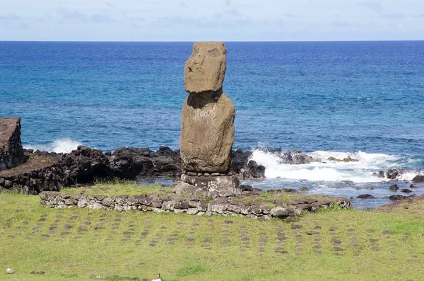 Tahai tören kompleksi, Paskalya Adası, Şili
