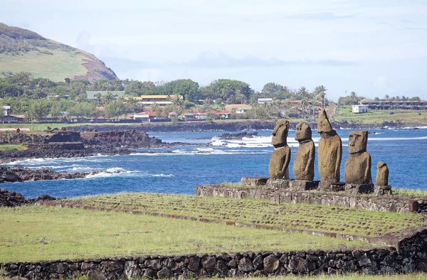 Tahai Ceremonial Complex at Easter Island, Chile — Stock Photo, Image