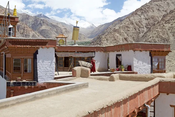 Buddhist monk at the Likir Monastery, Ladakh, India — Stock Photo, Image