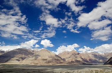 Manzara Nubra Vadisi, Ladakh, Hindistan