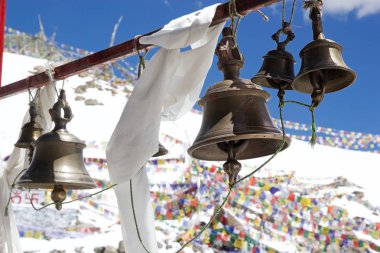 Dua Bells'de Khardung Pass, Ladakh, Hindistan