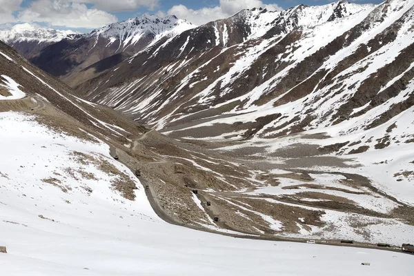 El camino a Khardung Pass, Ladakh, India — Foto de Stock