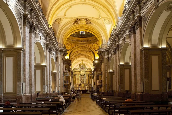 Buenos Aires Metropolitan Katedrali, Arjantin