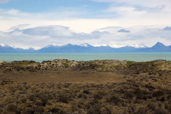 Viedma Lake, Patagonië in de buurt van de grens tussen Argentinië en Chili — Stockfoto