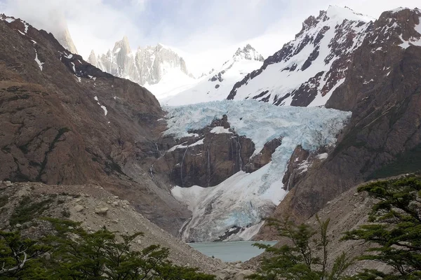 Monte Poicenot en el Parque Nacional Los Glaciares, Argentina —  Fotos de Stock