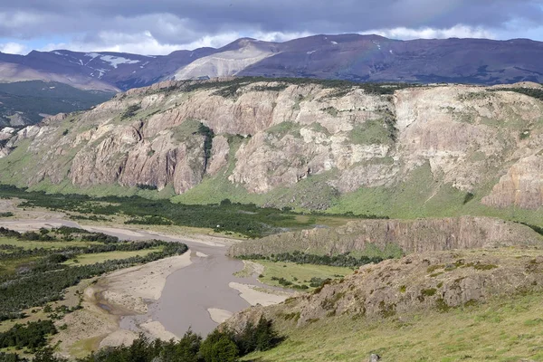 Ντε Λας Vueltas ποταμού στο το Los Glaciares εθνικό πάρκο, Αργεντινή — Φωτογραφία Αρχείου