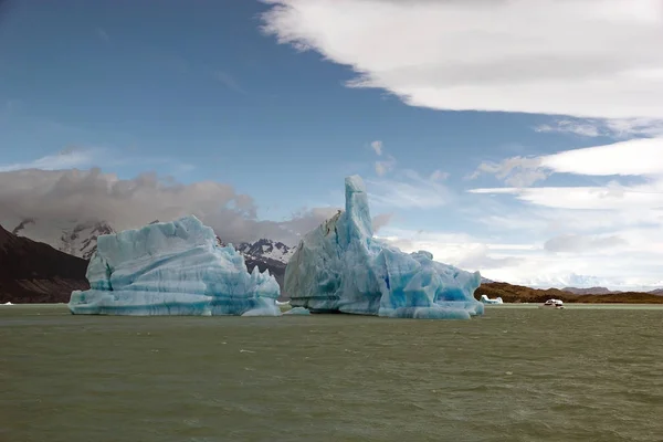 Παγόβουνα από παγετώνα Upsala, τη λίμνη Argentino, Αργεντινή — Φωτογραφία Αρχείου