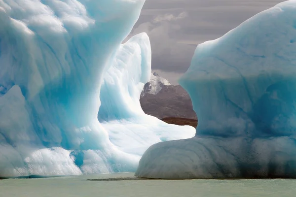 Eisberge vom Gletscher upsala im argentinischen See, Argentinien — Stockfoto