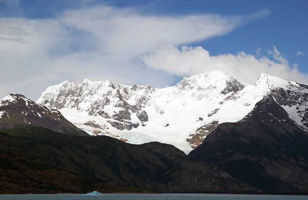 Glaciar en el Lago Argentino, Argentina — Foto de Stock