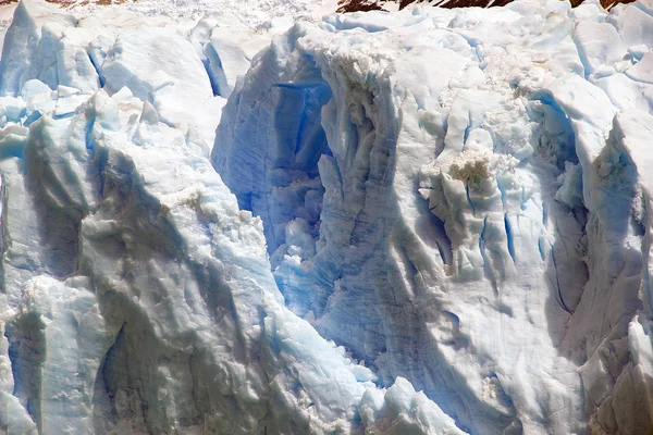 Zicht op de Spegazzini gletsjer vanaf het Argentijnse meer, Argentinië — Stockfoto