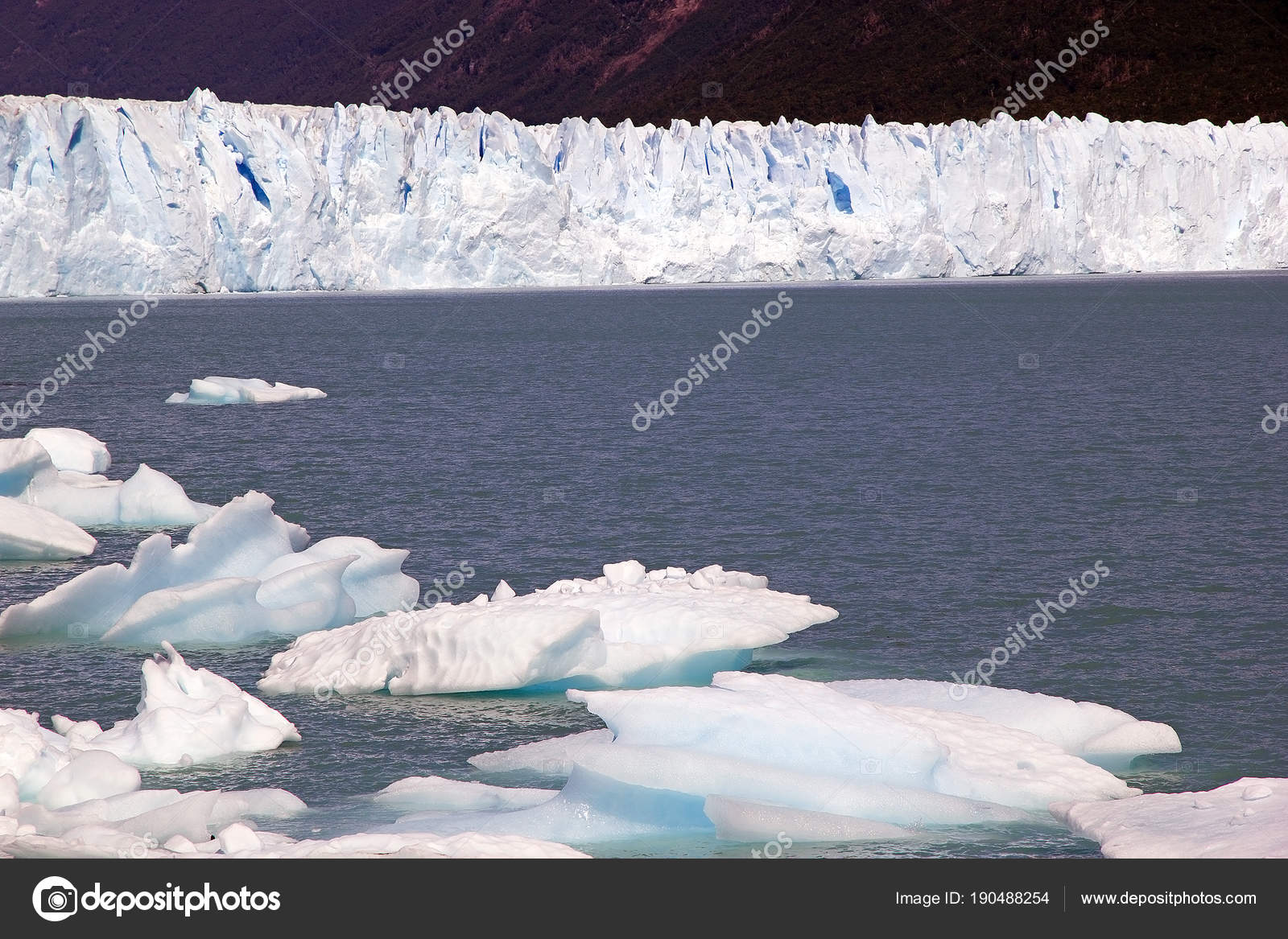 Glaciar Perito Moreno En El Parque Nacional Los Glaciares Patagonia Argentina Foto De Stock C Ajlber Glaciar Perito Moreno En El Parque Nacional Los Glaciares Patagonia Argentina Foto De Stock C Ajlber