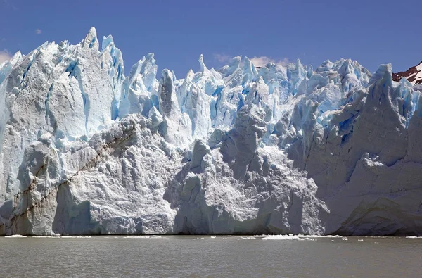 Perito moreno Gletscherblick vom brazo rico im argentinischen See in Patagonien, Argentinien — Stockfoto