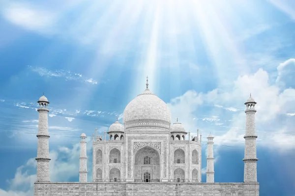 궁전의 왕관인 타지마할 Taj Mahal 아그라에 야무나 기슭에 상아와 흰색의 스톡 사진