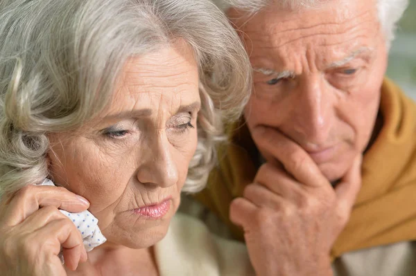 Sad senior couple — Stock Photo, Image