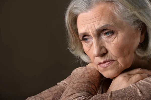 思いやりのある年配の女性 — ストック写真