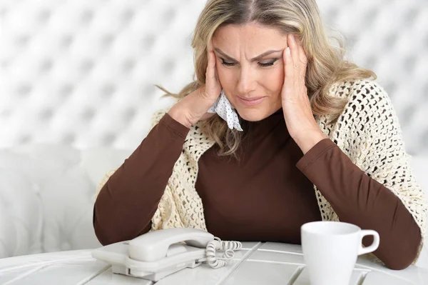 Stressed mature woman — Stock Photo, Image