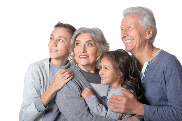 Heureux grands-parents avec des enfants — Photo