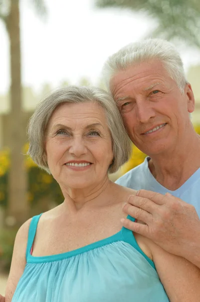 Reifes Paar verliebt — Stockfoto