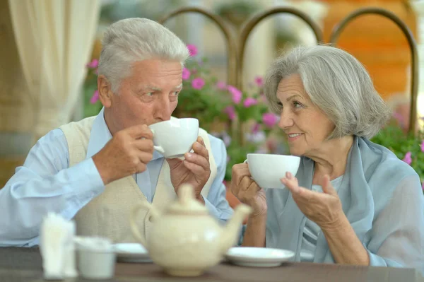 Happy mature couple — Stock Photo, Image