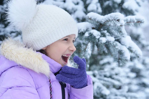 Happy smiling little girl — Stock Photo, Image