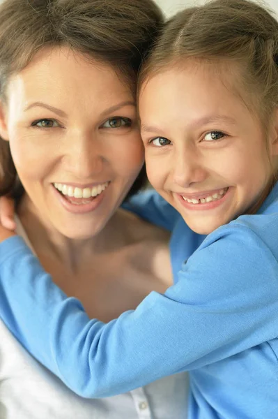 Happy mother and daughter — Stock Photo, Image